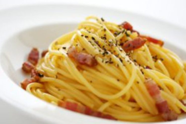 Pâtes carbonara à la française