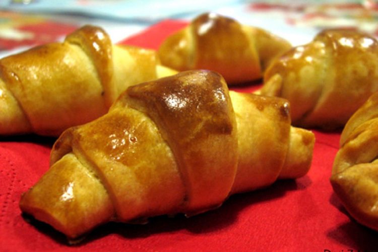 Mini-croissants salés jambon et Kiri