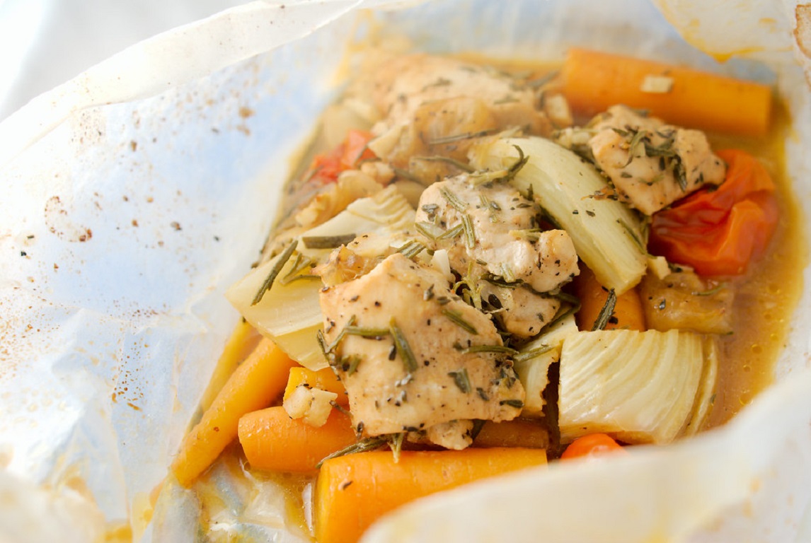 Poulet en papillote et ces petits légumes - Spécial Gastronomie