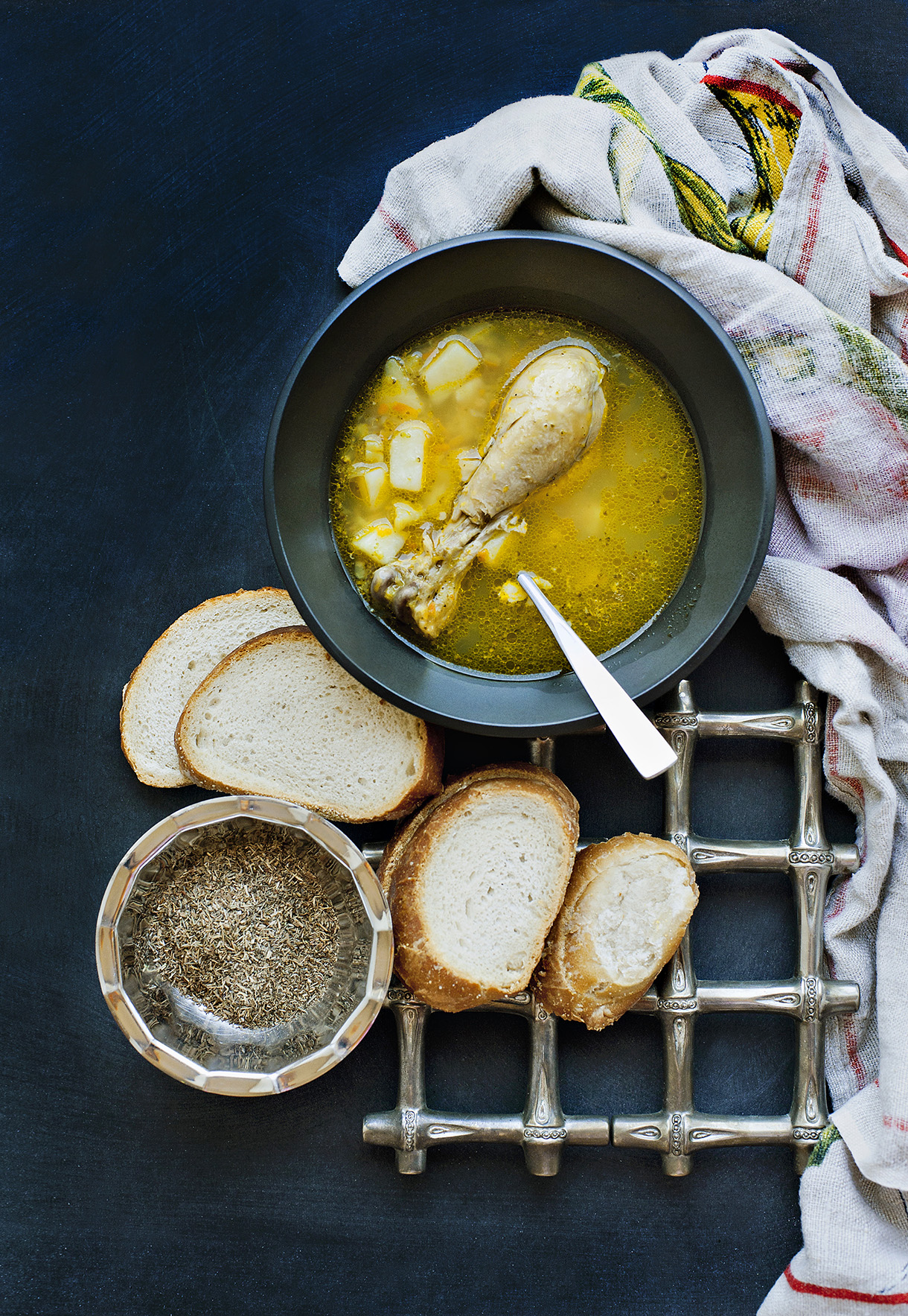 Bouillon de poulet à la pomme de terre et aux épices Spécial Gastronomie