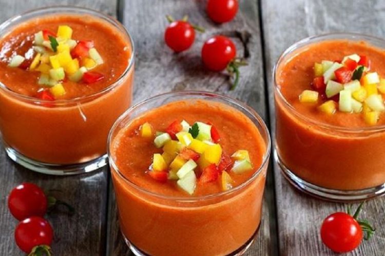 Gaspacho de potimarron, tomate et curry