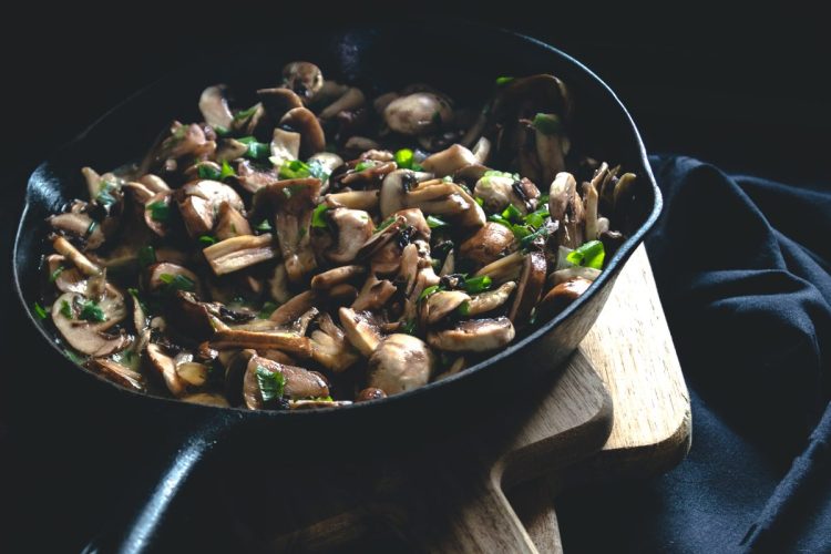 Recette champignons de Paris à la crème