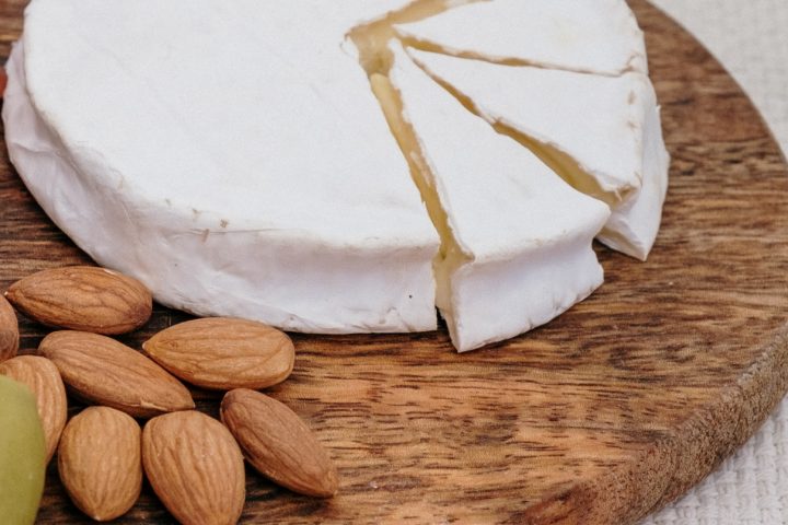 Recette de chèvres chauds pans aux noisettes