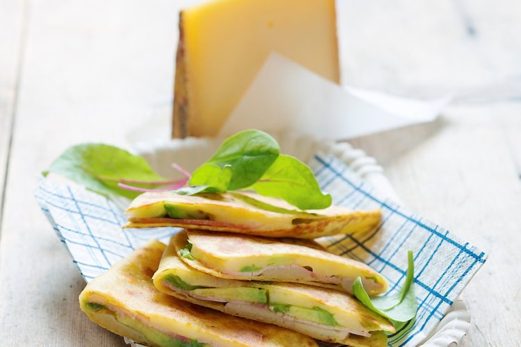 Crêpes au jambon, avocat et gruyère