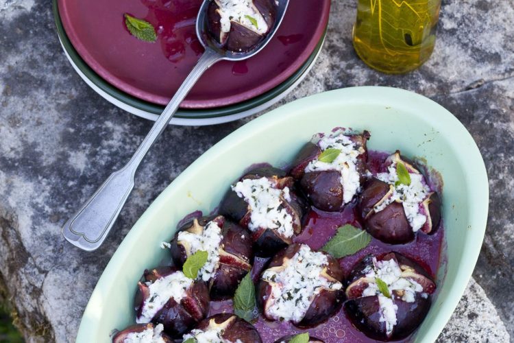 Figues fourrées au chèvre frais