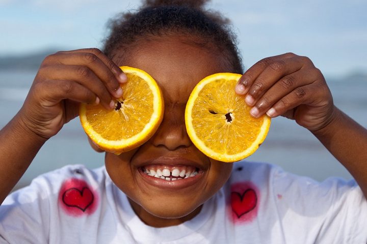 Aux Etats-Unis, un supermarché offre des fruits gratuitement aux enfants pour lutter contre l’obésité