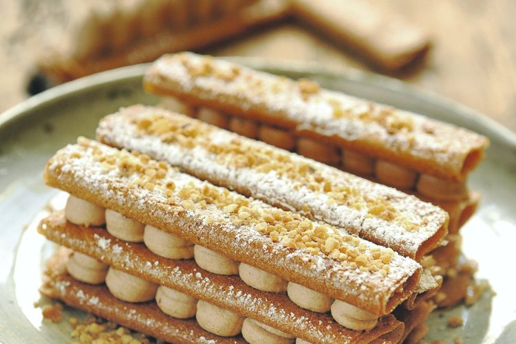 Millefeuille aux gavottes praliné