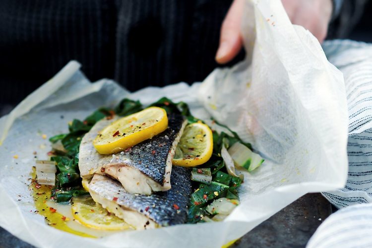 Papillote de poisson aux blettes, huile d’olive et citron