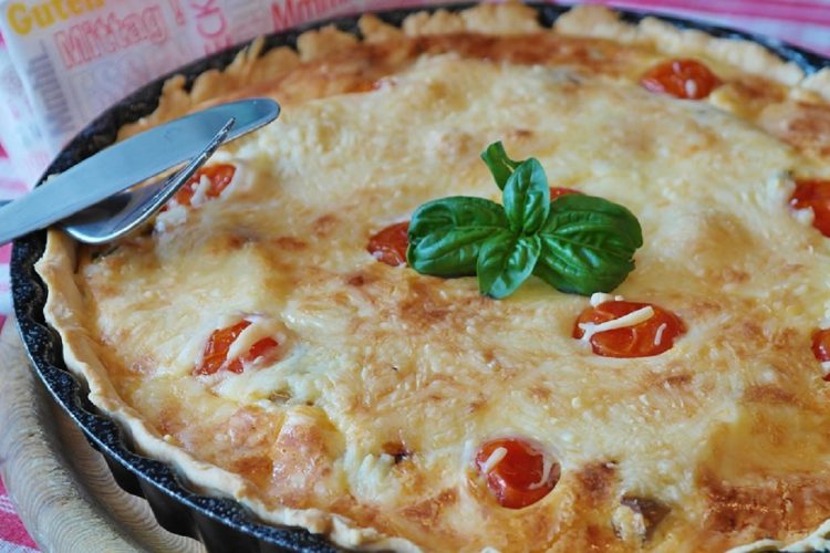 Tarte aux tomates & basilic