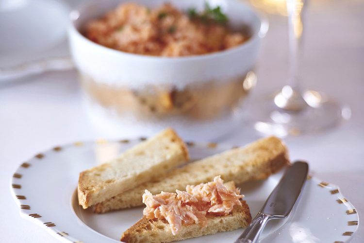 Rillettes de saumon au thym citron et à la coriandre