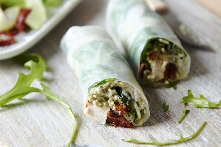 Rouleaux de printemps poulet-tomates