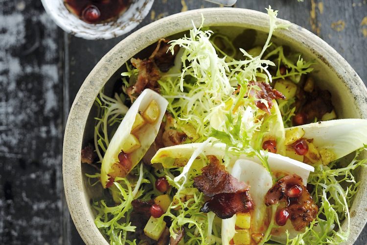 Salade d’endives, pommes de terre et poitrine fumée