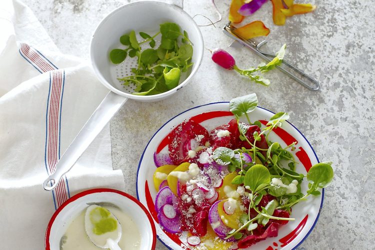 Salade de betteraves, radis et bresaola