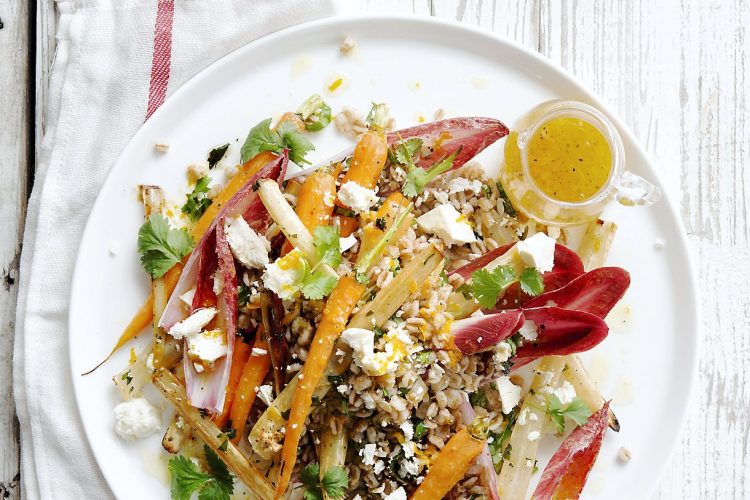 Salade de blé aux salsifis, carottes et endives rouges