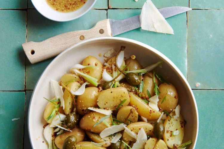 Salade de pommes de terre, vinaigrette à la bière