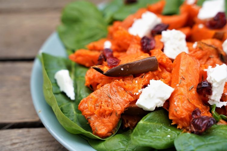 Salade de potiron rôti au chèvre