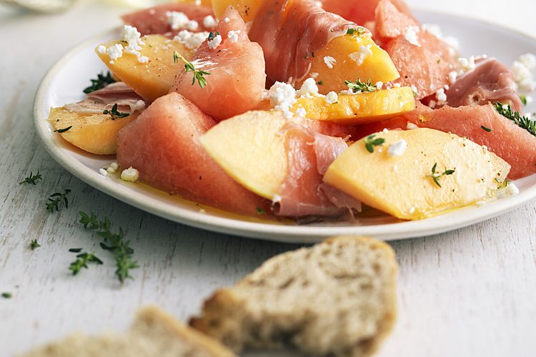 Salade melon, pastèque, jambon