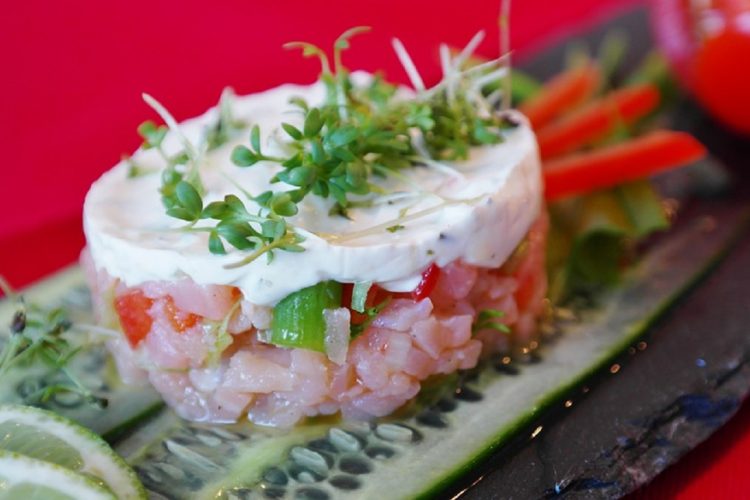 Tartare de saumon fumé au pamplemousse