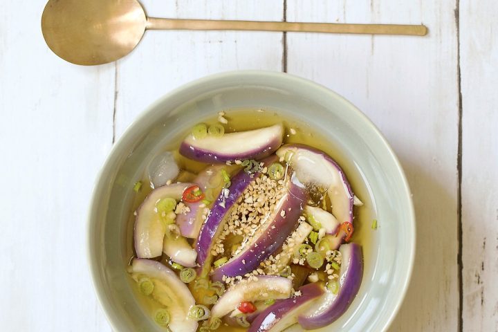 Soupe coréenne glacée à l’aubergine (Gaji-Naengguk)