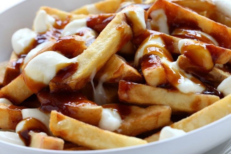 La véritable et authentique recette de la poutine québécoise