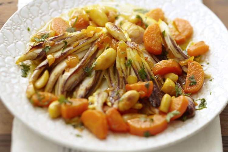 Tajine de raie aux carottes et aux amandes