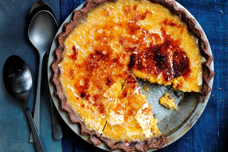 Tarte à la citrouille, au bourbon et sirop d’érable façon crème brûlée