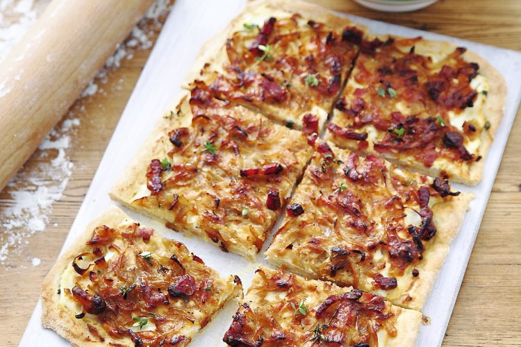 Tarte à la crème et aux lardons