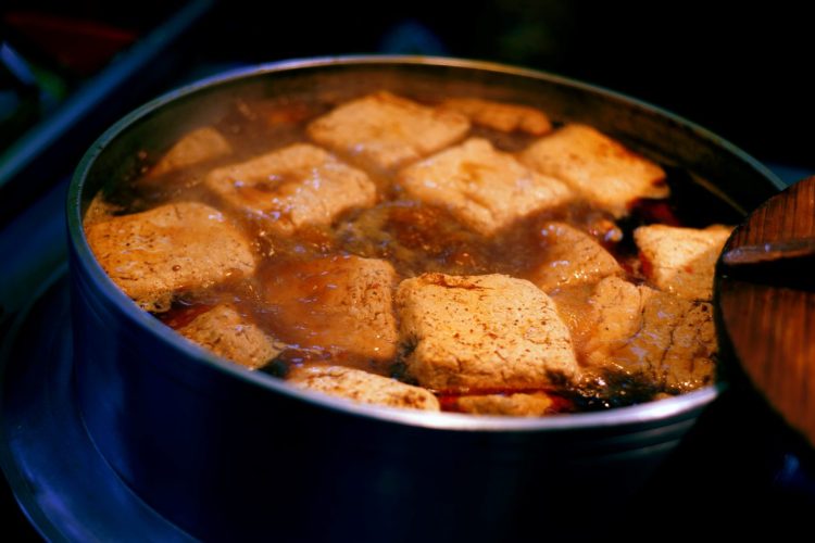 Recette tofu fumé et champignons sauce moutarde