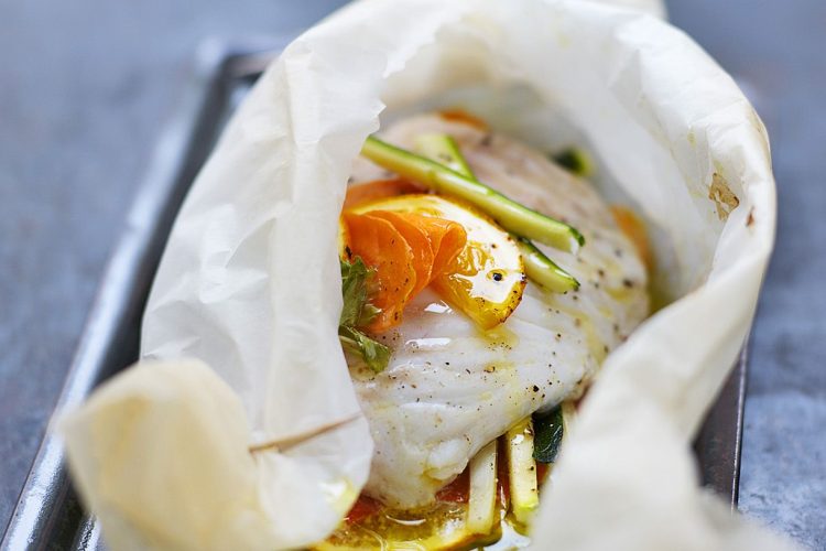 Turbot en papillotes fruitées