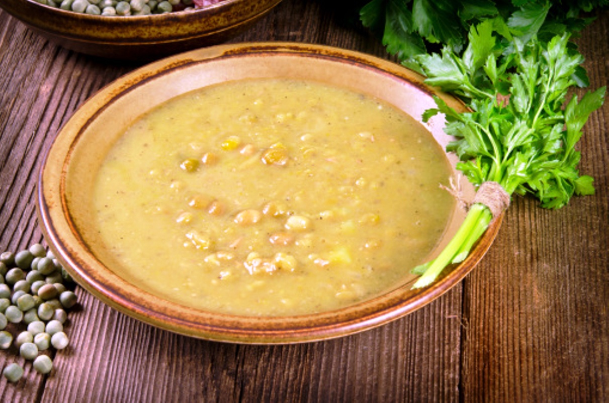 Recette de soupe de pois cassé aux lardons - Spécial Gastronomie