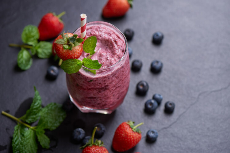 Les smoothies lyophilisés : pratiques et délicieux