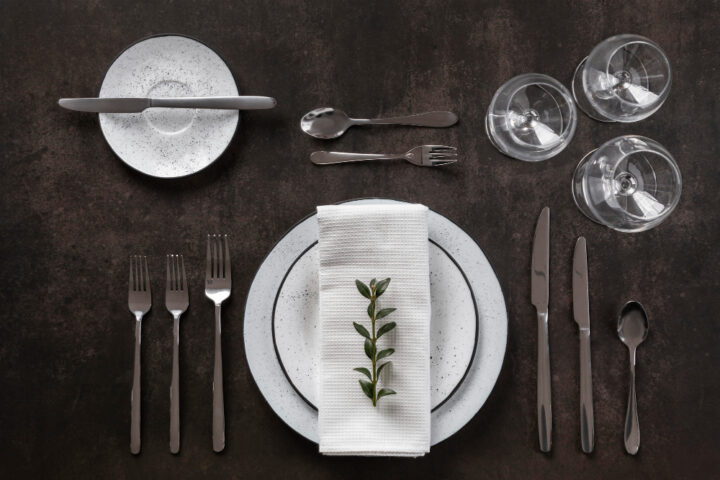 Les couverts de table de qualité, un investissement durable pour des repas inoubliables