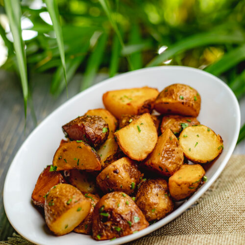 assiette de pomme de terre grenailles