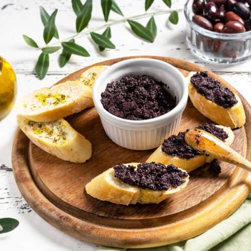 Tapenade noire présentation apéro