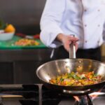 Wok en inox : l’art de la cuisson rapide, saine et savoureuse