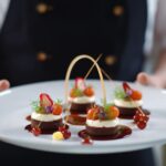 Les caractéristiques d’un traiteur haut de gamme : l’excellence au service de vos événements