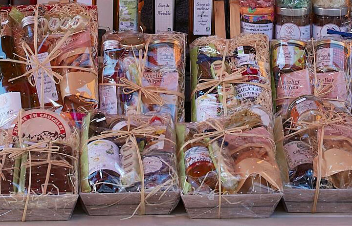 Cadeaux d’entreprise gourmands : une attention conviviale qui fait toujours plaisir
